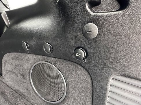 Used 2018 Jeep Grand Cherokee Limited image 8