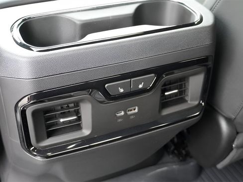 New 2026 GMC Sierra 1500 AT4 w/ AT4 Premium Package image 32