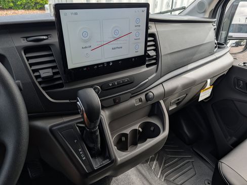 New 2026 Ford Transit 250 148 Medium Roof RWD image 28