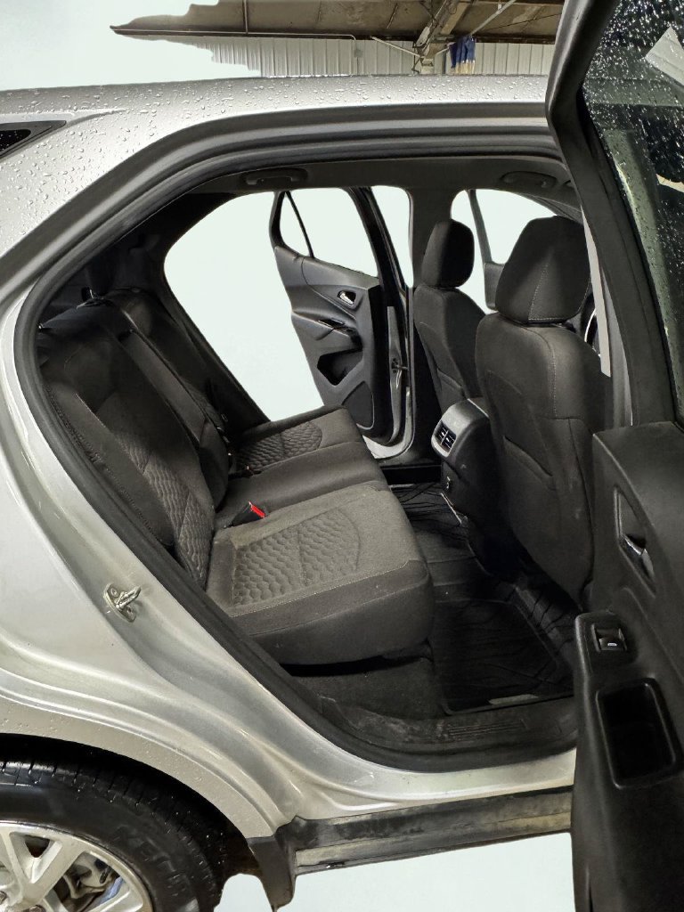 Used 2020 Chevrolet Equinox LT AWD/4WD image 28
