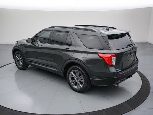 Certified 2023 Ford Explorer XLT w/ Equipment Group 202A AWD/4WD image 7