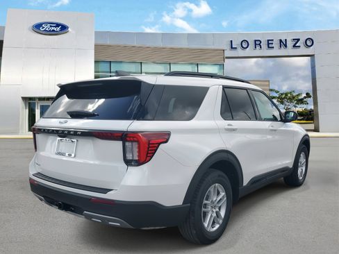 New 2026 Ford Explorer Active w/ Active Comfort Package image 4