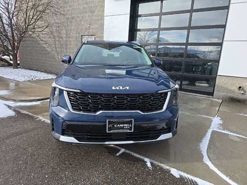New 2026 Kia Sorento S AWD/4WD image 2