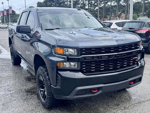 Used 2021 Chevrolet Silverado 1500 Custom Trail Boss w/ Safety Confidence Package AWD/4WD image 4