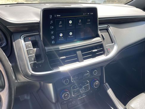 Used 2022 Chevrolet Tahoe Z71 w/ Off-Road Capability Package image 11