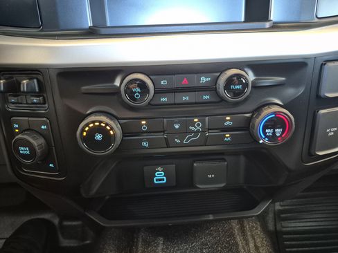 New 2026 Ford F450 XL w/ 360-Degree Camera Package image 35