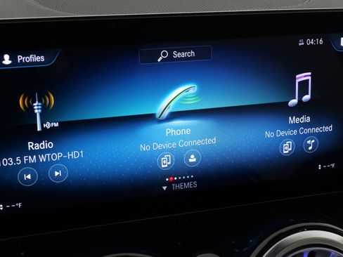 Used 2022 Mercedes-Benz GLB 250 4MATIC image 46