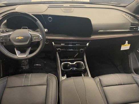 New 2026 Chevrolet Traverse High Country AWD/4WD image 9