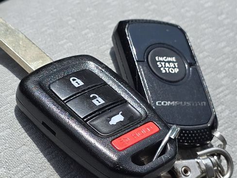 Used 2016 Honda CR-V SE image 32