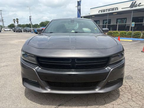 Used 2021 Dodge Charger SXT w/ Navigation & Travel Group AWD/4WD image 10