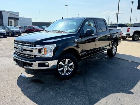 Used 2018 Ford F150 XLT w/ Equipment Group 302A Luxury AWD/4WD image 4