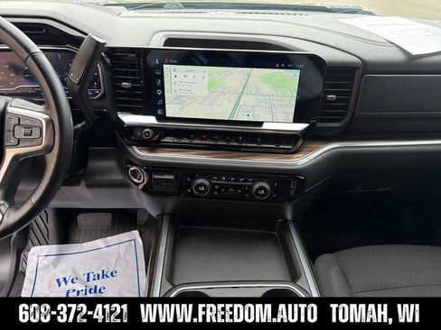 Used 2025 Chevrolet Silverado 2500 LT w/ Trail Boss Package AWD/4WD image 17