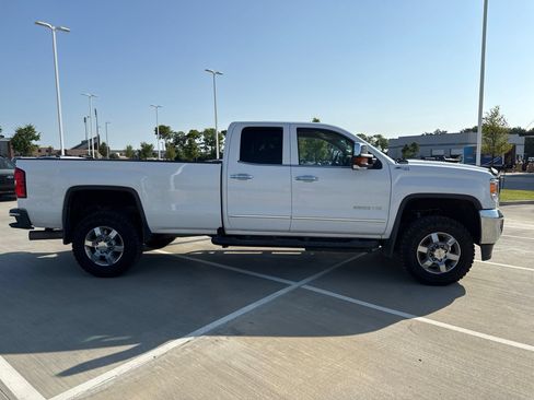 Used 2016 GMC Sierra 3500 SLT w/ Suspension Package, Off-Road AWD/4WD image 2