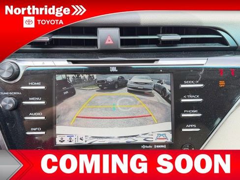 Used 2018 Toyota Camry XLE w/ Audio Package FWD image 9