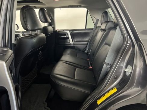 Used 2015 Toyota 4Runner SR5 image 22
