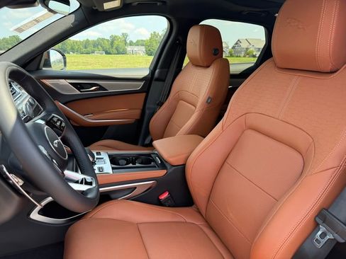 New 2026 Jaguar F-PACE R-Dynamic S image 11