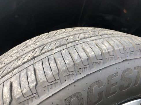 Used 2021 Nissan Rogue SV image 28