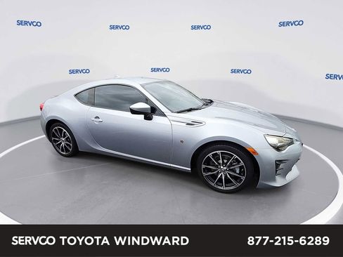 Used 2017 Toyota 86 image 1