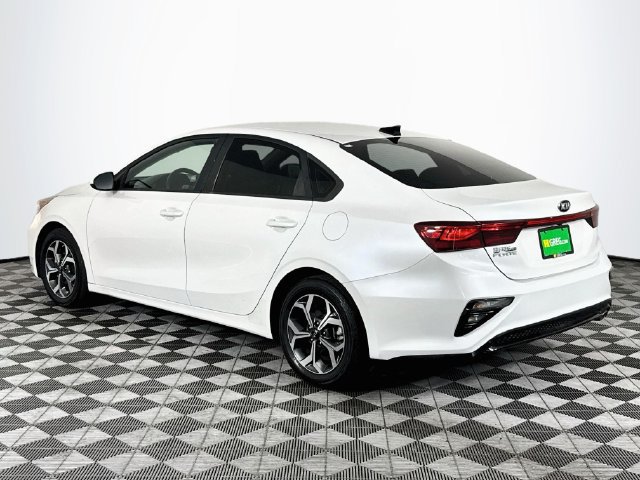 Used 2021 Kia Forte LXS FWD image 6