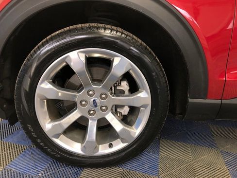 Certified 2020 Ford Explorer Platinum w/ Premium Technology Package image 8