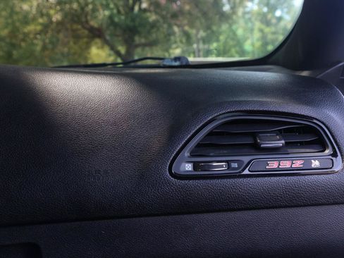 Used 2021 Dodge Challenger R/T Scat Pack RWD image 17