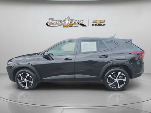 Used 2024 Chevrolet Trax RS w/ Driver Confidence Package FWD image 5