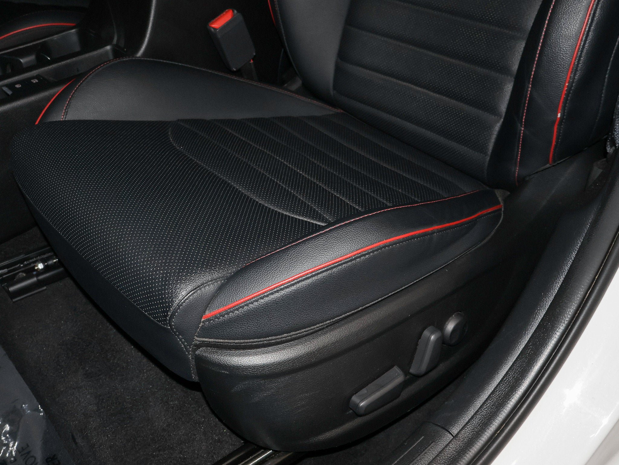 Used 2023 Kia Forte GT w/ GT2 Package FWD image 24