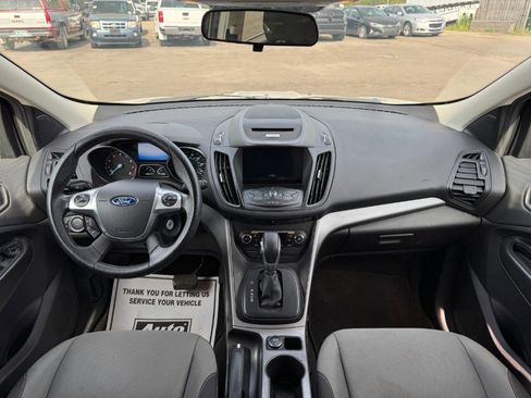 Used 2016 Ford Escape SE w/ Equipment Group 201A FWD image 21