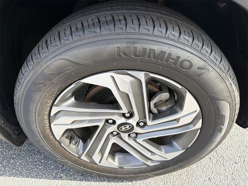 Used 2023 Hyundai Santa Fe SEL image 12