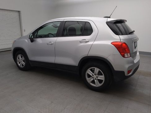 Used 2020 Chevrolet Trax LS w/ Tint and Cruise Package FWD image 3