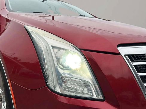 Used 2014 Cadillac XTS Luxury image 9