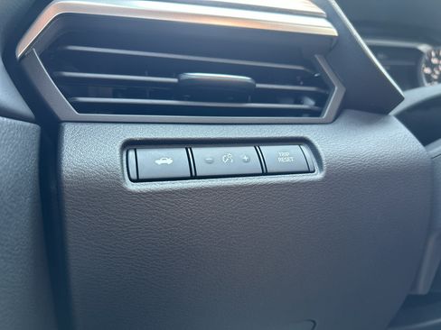 New 2026 Nissan Altima 2.5 SV FWD image 24