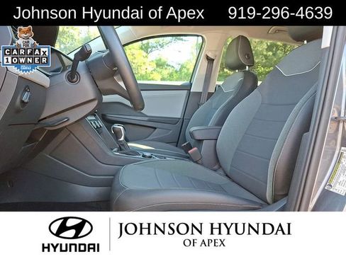 Used 2024 Volkswagen Taos SE w/ Black Wheel Plus Package AWD/4WD image 19