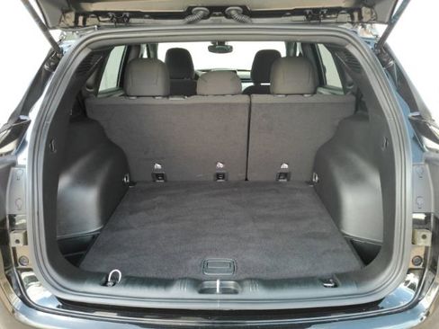 Used 2025 Jeep Compass Sport image 23