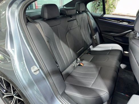 Used 2021 BMW 530i RWD image 55