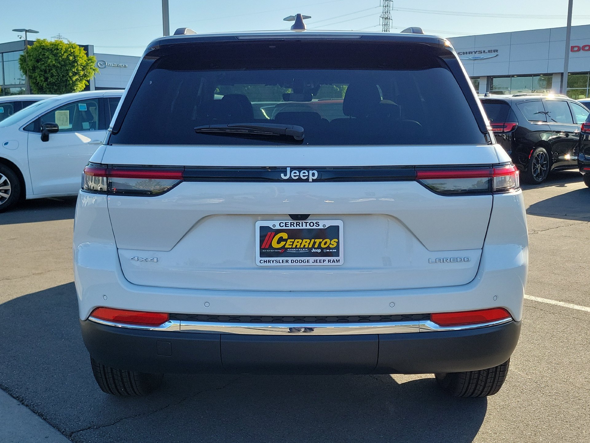 New 2026 Jeep Grand Cherokee Laredo X AWD/4WD image 21