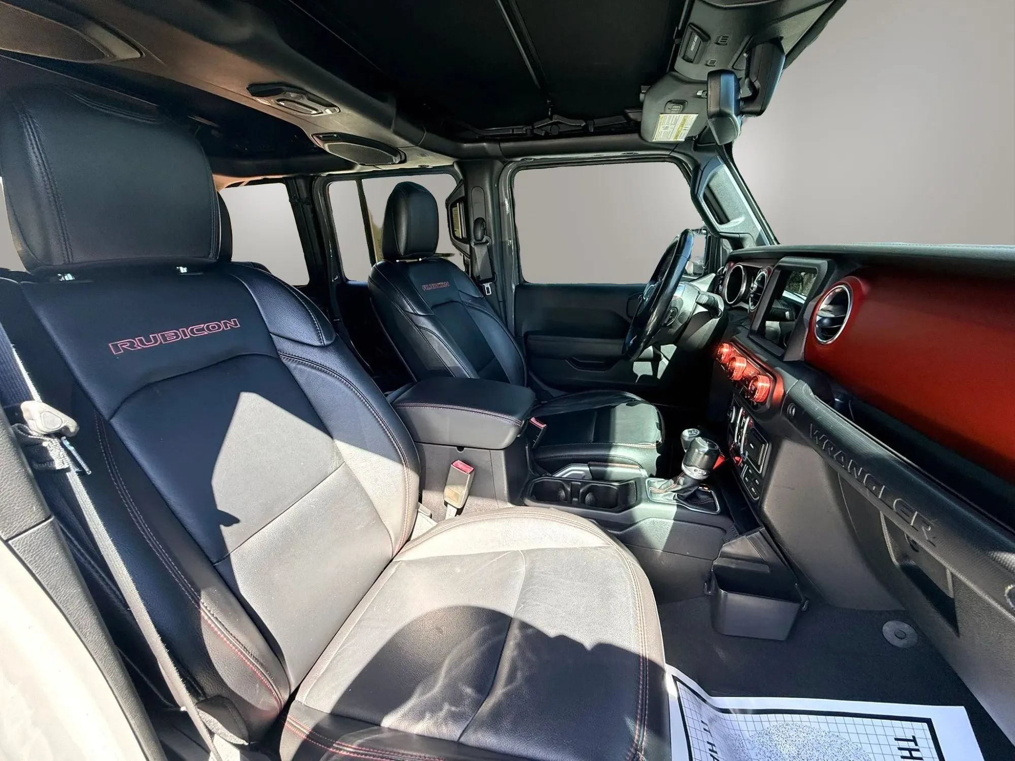 Used 2018 Jeep Wrangler Unlimited Rubicon AWD/4WD image 15