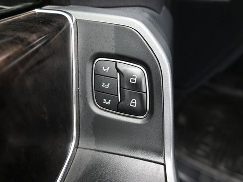 Used 2024 Ford F350 Lariat w/ Lariat Ultimate Package image 7