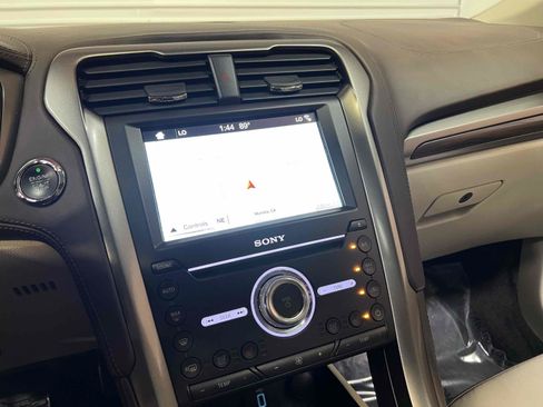 Used 2017 Ford Fusion Energi Platinum FWD image 10