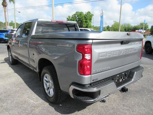 Used 2023 Chevrolet Silverado 1500 LT image 8