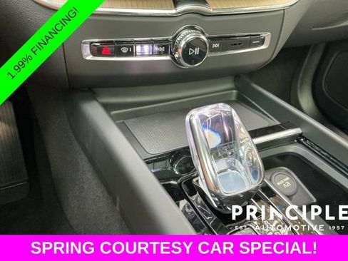 New 2026 Volvo XC60 B5 Core AWD/4WD image 18