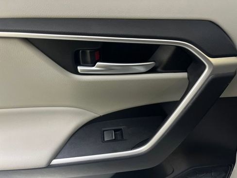 Used 2023 Toyota RAV4 XLE image 54