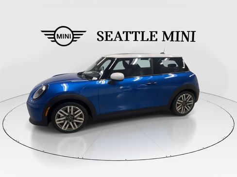 New 2026 MINI Cooper 2-Door Hardtop FWD image 6