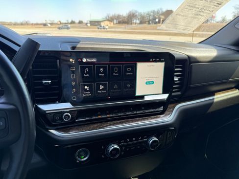 Used 2022 GMC Sierra 1500 Elevation w/ LPO, Elevation Black Package image 22