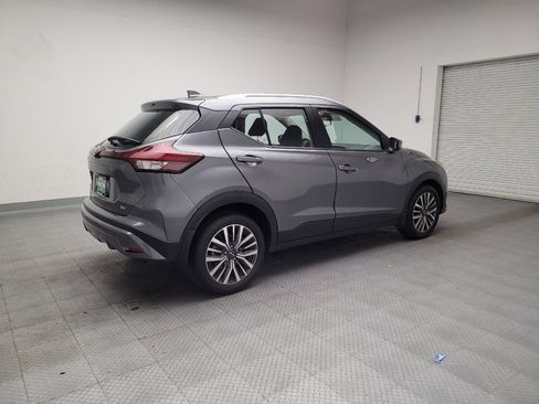 Used 2023 Nissan Kicks SV image 10
