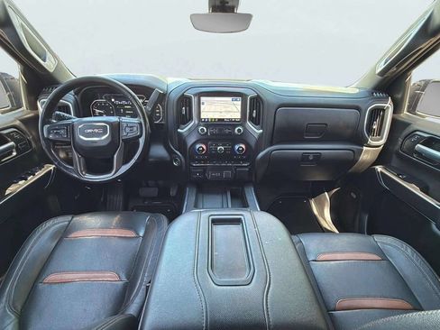 Used 2021 GMC Sierra 1500 AT4 w/ AT4 Value Package AWD/4WD image 9