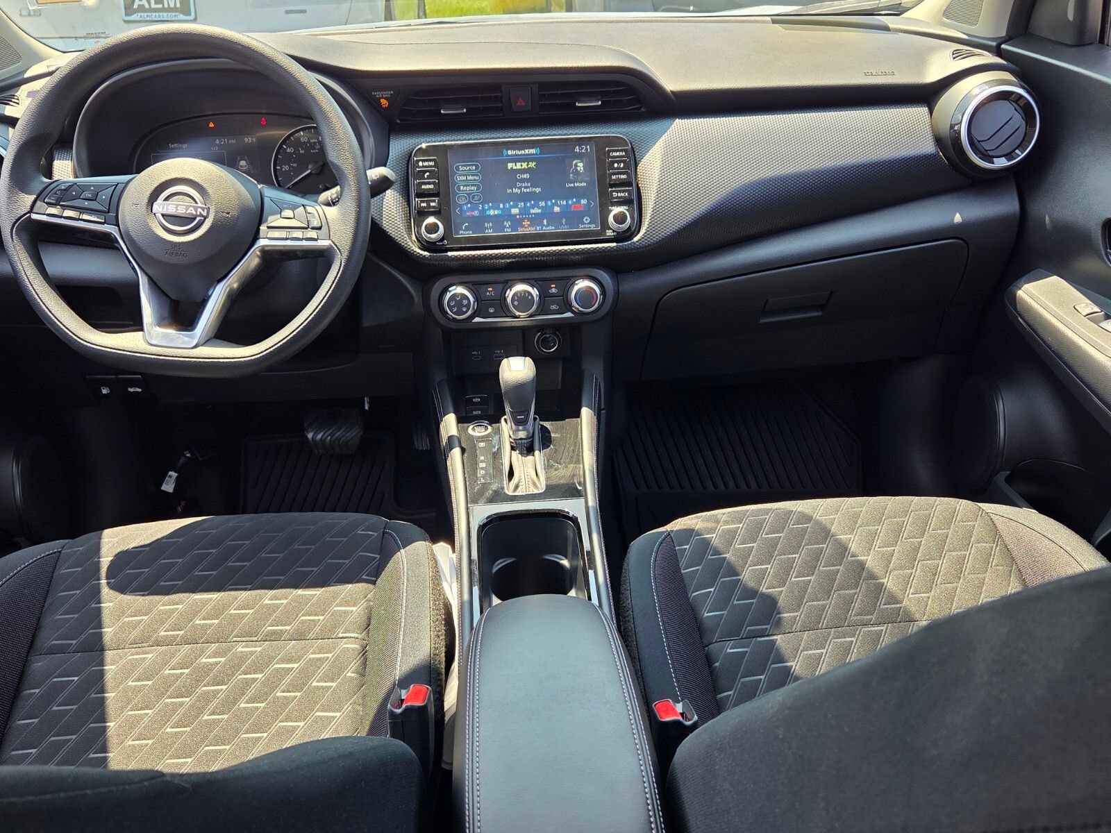 Used 2024 Nissan Kicks SV FWD image 8