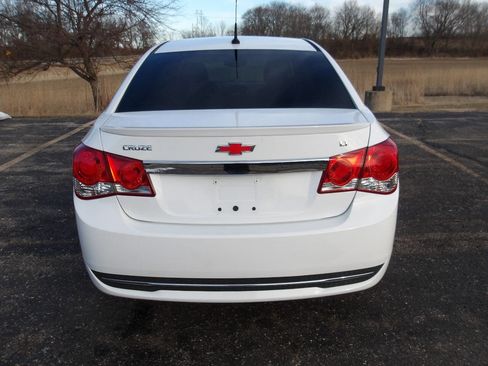 Used 2014 Chevrolet Cruze LT w/ RS Package image 4