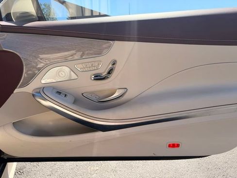 Used 2019 Mercedes-Benz S 560 Cabriolet image 26
