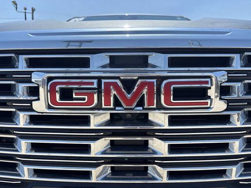 Used 2026 GMC Acadia Denali w/ Super Cruise Package AWD/4WD image 32